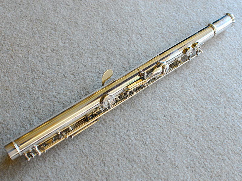 ALTUS A-1107 フルート 美品 ALTUS A-1107 フルート 美品