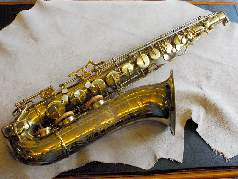 Buescher Tenor 中古 テナーサックス 25万番 1930年製 Buescher Tenor 中古 テナーサックス 25万番 1930年製 - メルカリ