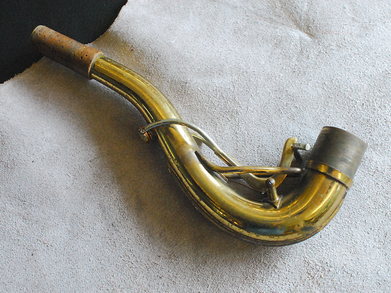 BUESCHER 400 Top Hat & Cane テナーサックス