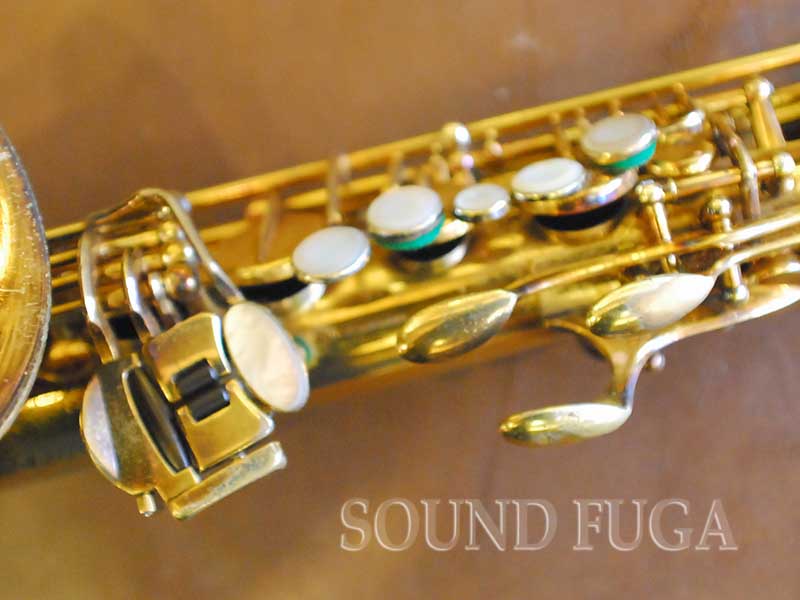 A.SELMER MARK VI 彫刻付GP 20万番台 金メッキ アルトサックス A.SELMER MARK VI 彫刻付GP 20万番台 金メッキ アルトサックス