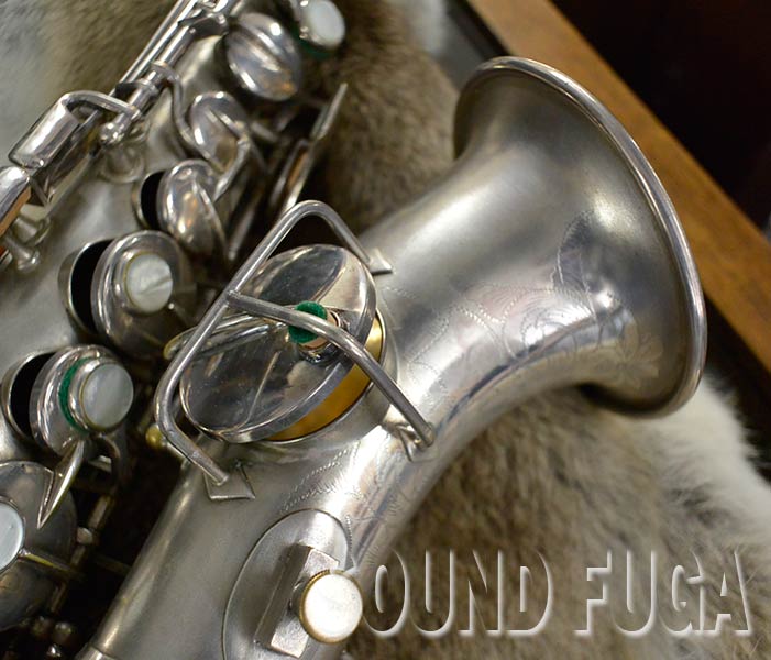 C.G.CONN New Wonder カーブドソプラノサックス
