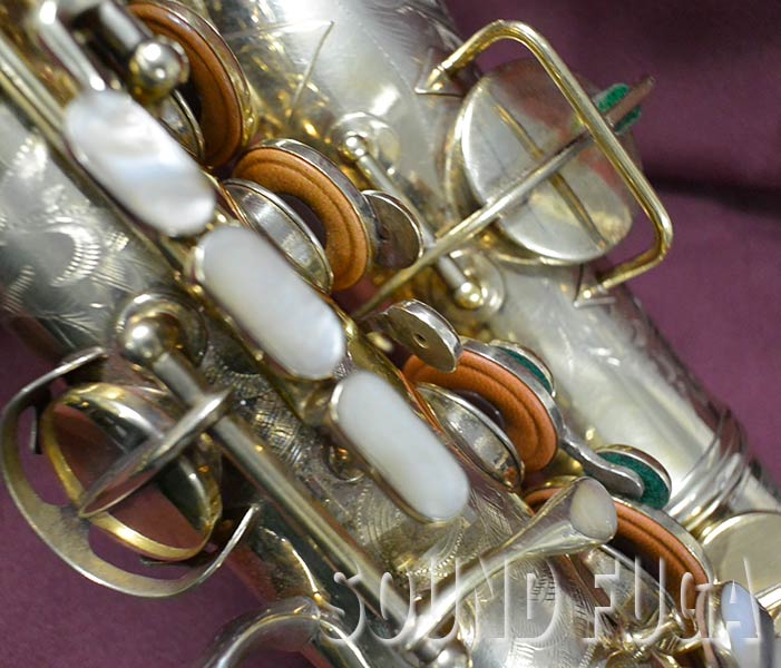 C.G.CONN ARTIST GP アルトサックス